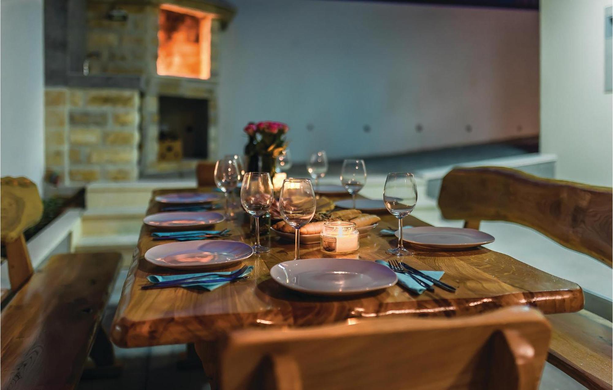 Beautiful Home In Sibenik With Kitchen Exterior foto