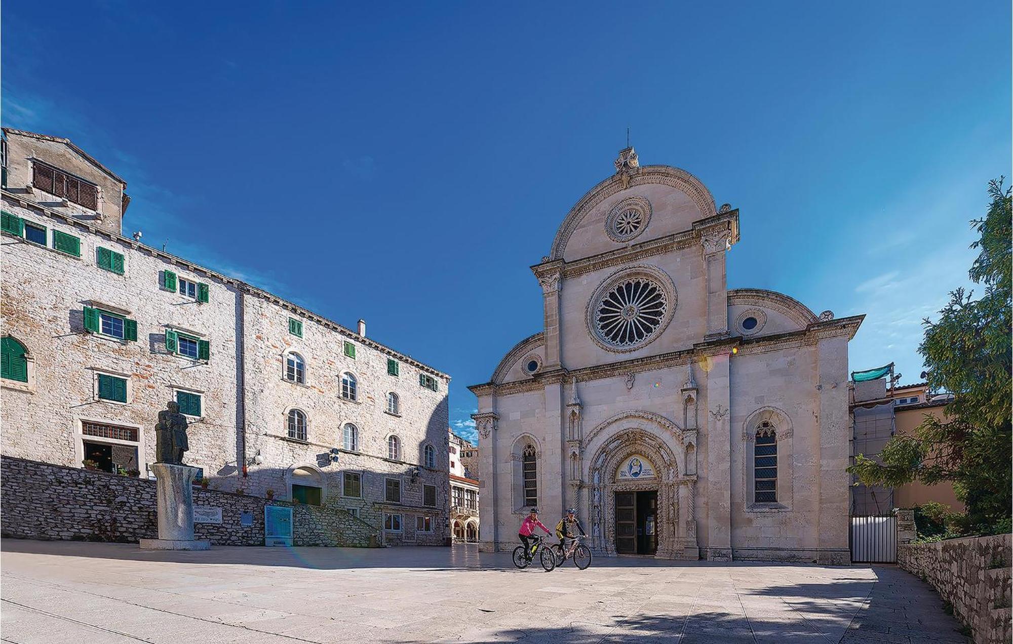 Beautiful Home In Sibenik With Kitchen Exterior foto